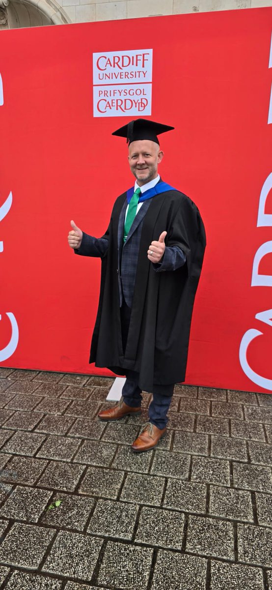 AndrewHaye5's tweet image. I did it!

#cardiffuni #cardiffgrad @cardiffuni @AneurinBevanUHB