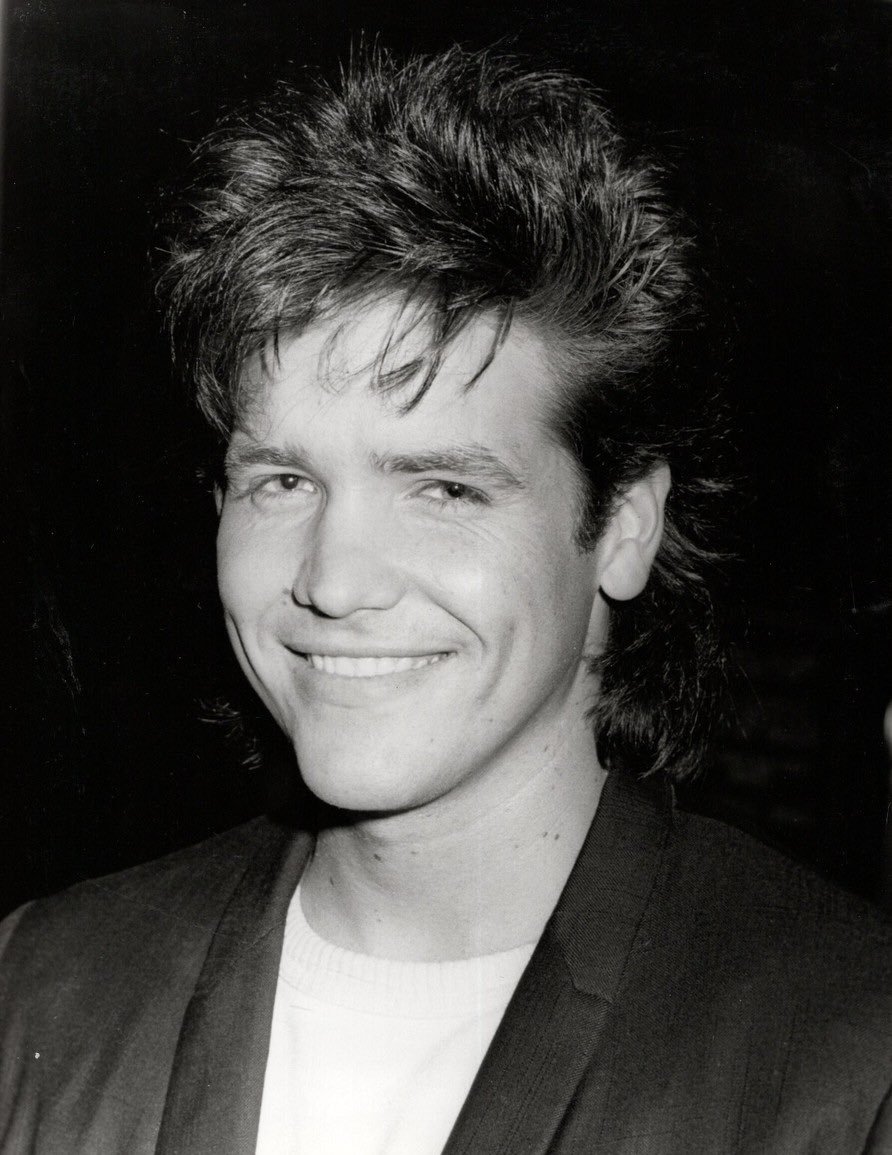 lizblizz13's tweet image. Happy Thursday, Michael! Love this #throwback photo of you 💖 @michaeldamian1