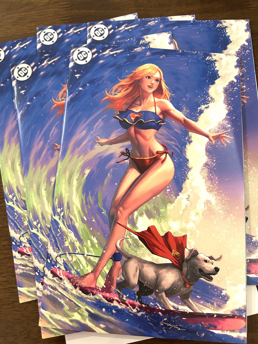 FungKinChew's tweet image. Supergirl &amp;amp; Krypto 🏄‍♀️🐕 #Supergirl #Krypto