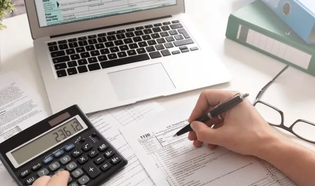 MCBcpas's tweet image. If you've been selected for a personal tax audit don't panic, prepare!

Check out these helpful dos and don'ts:
mcb.cpa/navigating-a-p…

#IRSaudit #audit #audittips #taxseason #taxtips #taxes #taxadvisors