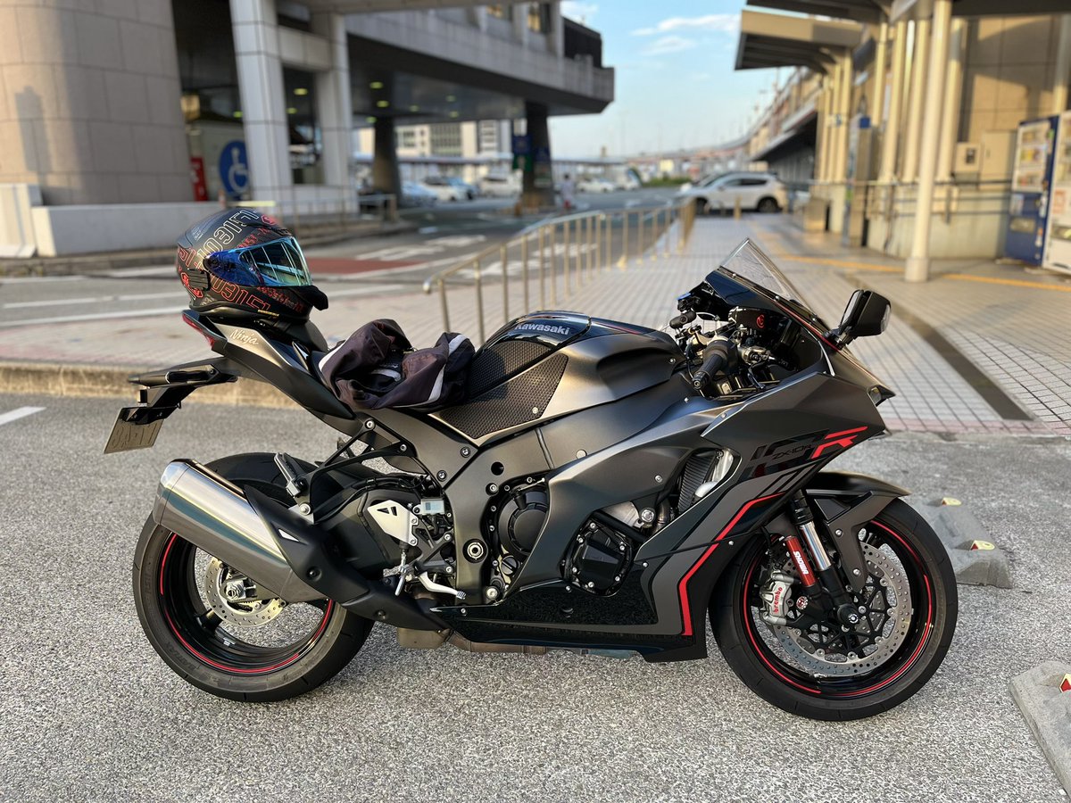 10/21.22 ニャンタ様 カワサキ ニンジャZX-10Rシリーズ ['22後期 新型バイクカタログ