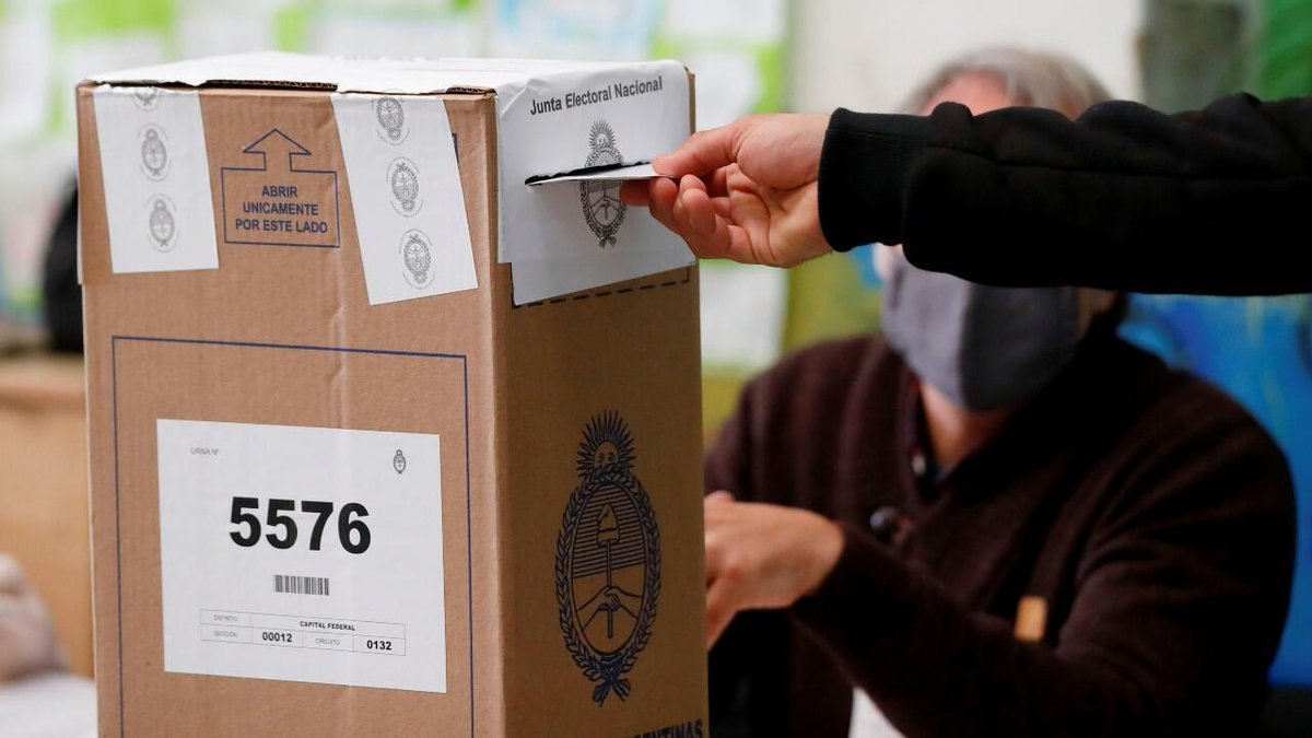 Belén Tenaglia (@belentenaglia) on Twitter photo #Elecciones2025 | Antes del cierre de lista, un paneo de lo que se juega en la Primera y Tercera sección electoral. ¿Quién tiene la lapicera? ¿Qué rol asumen los intendentes? ¿Cuáles son los distritos más calientes?
Escribí para <a href="/fmentransito/">FM En Tránsito</a> 👉tr.ee/HUx7wM #Elecciones2025 | Antes del cierre de lista, un paneo de lo que se juega en la Primera y Tercera sección electoral. ¿Quién tiene la lapicera? ¿Qué rol asumen los intendentes? ¿Cuáles son los distritos más calientes?
Escribí para <a href="/fmentransito/">FM En Tránsito</a> 👉tr.ee/HUx7wM