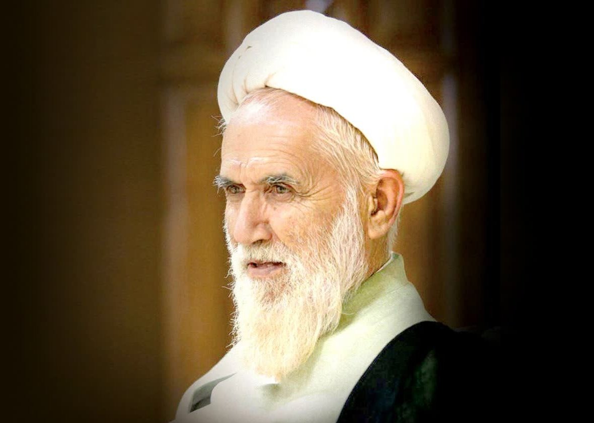 Alem_1400's tweet image. شیاطین میگویند: «انسان آزاد است» و با این آزادی، انسان را بندهی همه چیز میکنند! اما انبیا میگویند: «انسان بنده است» و با این بندگی، او را از بندگی دیگران آزاد میکنند!
| آیتالله حائری شیرازی رحمتاللهعلیه |