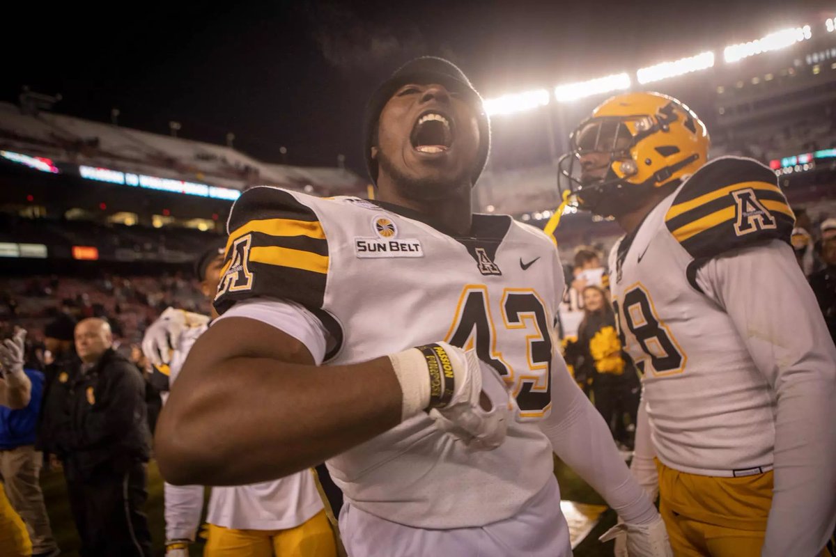 ExposeYosef's tweet photo. 43 days until Appalachian State Football is back!!!

#43 @herdboy56 Hansky Paillant

•Appeared in 46 career games (with 12 career starts)
•Team captain as a senior
•Totaled 70 tackles, eight tackles for loss, three sacks, two fumble recoveries and one forced fumble

#GoApp #TIGMA