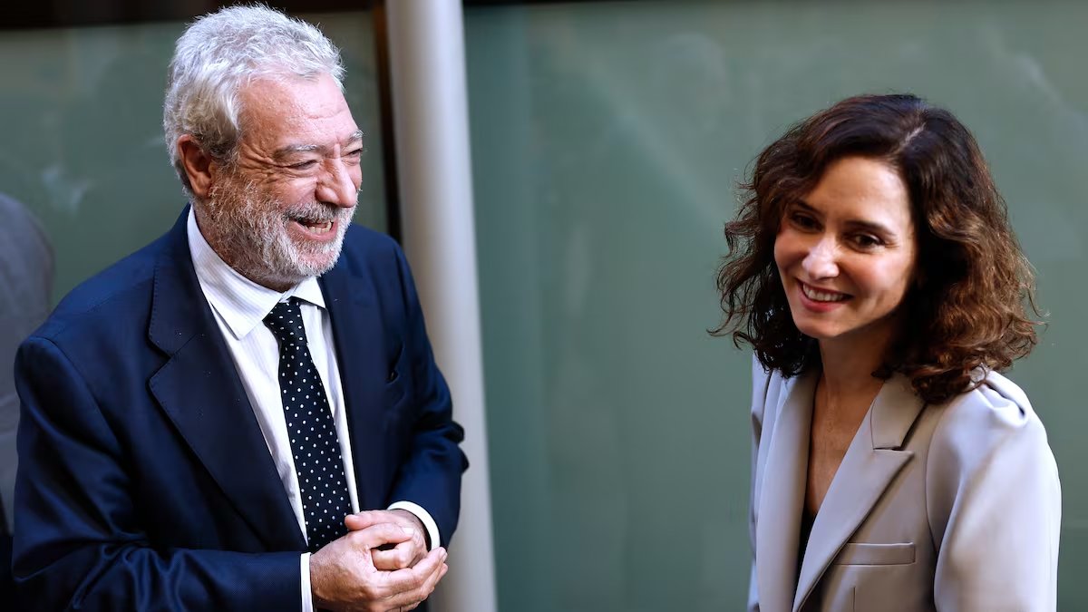 —Cuando pasó lo de Montoro yo era una niña.
—Yo estaba borracho.