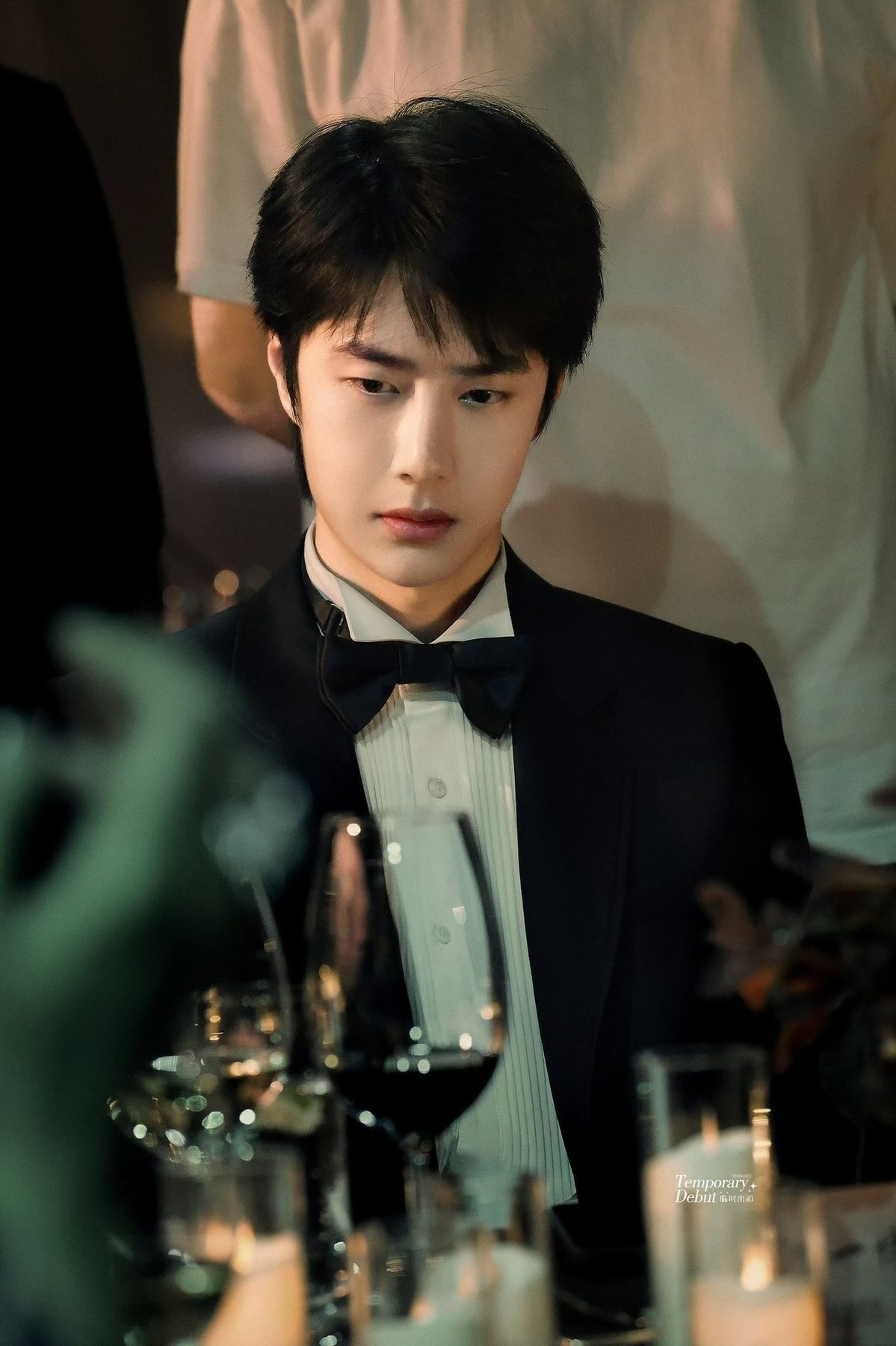 せきせいくうさん　専用　王一博 mqdefault.jpg