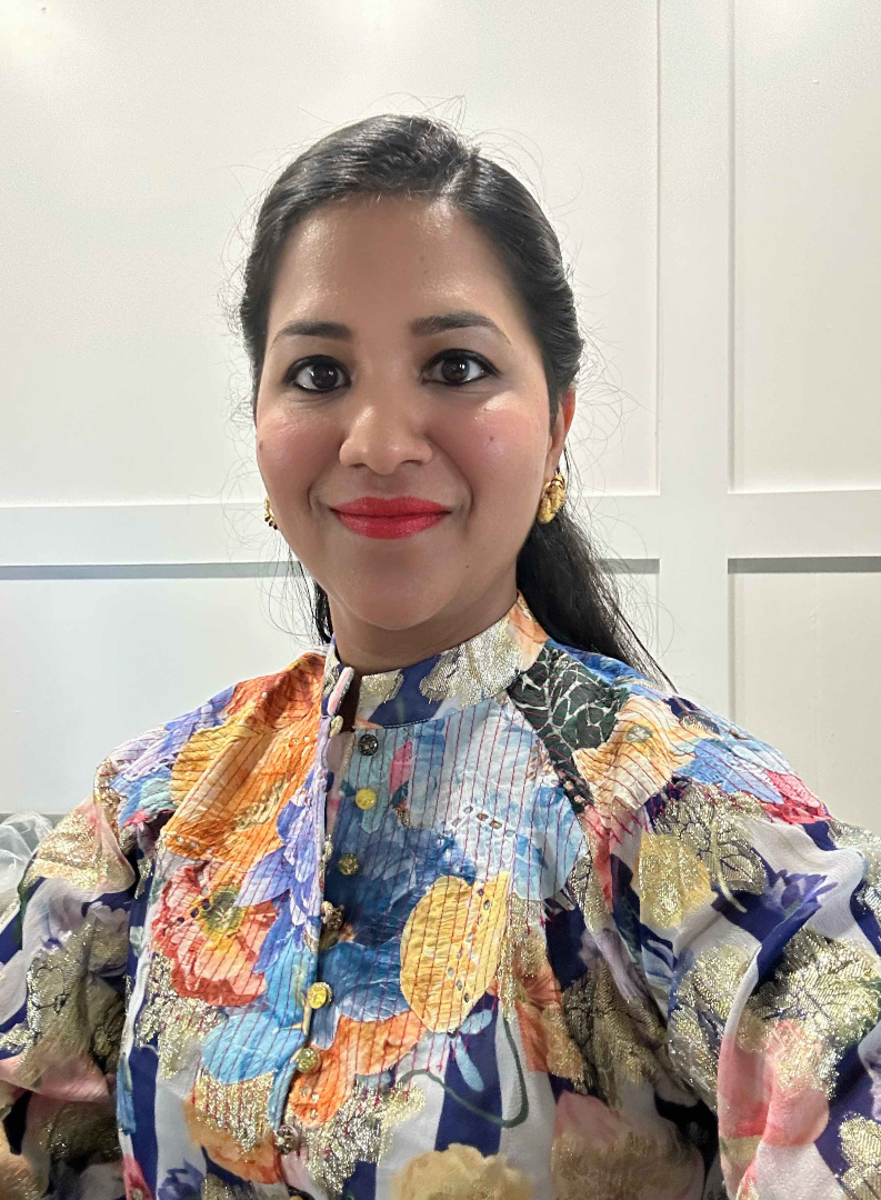 SandhyaGarg's tweet image. "Every stitch tells a story—mine began in a small Indian city, dreaming of fabrics that could speak. I chased that dream..Read my story-
sandhyagarg.com
#SandhyaGargDesigns #FashionJourney #MotherhoodAndStyle #ProjectRunway #FindingMyVoice