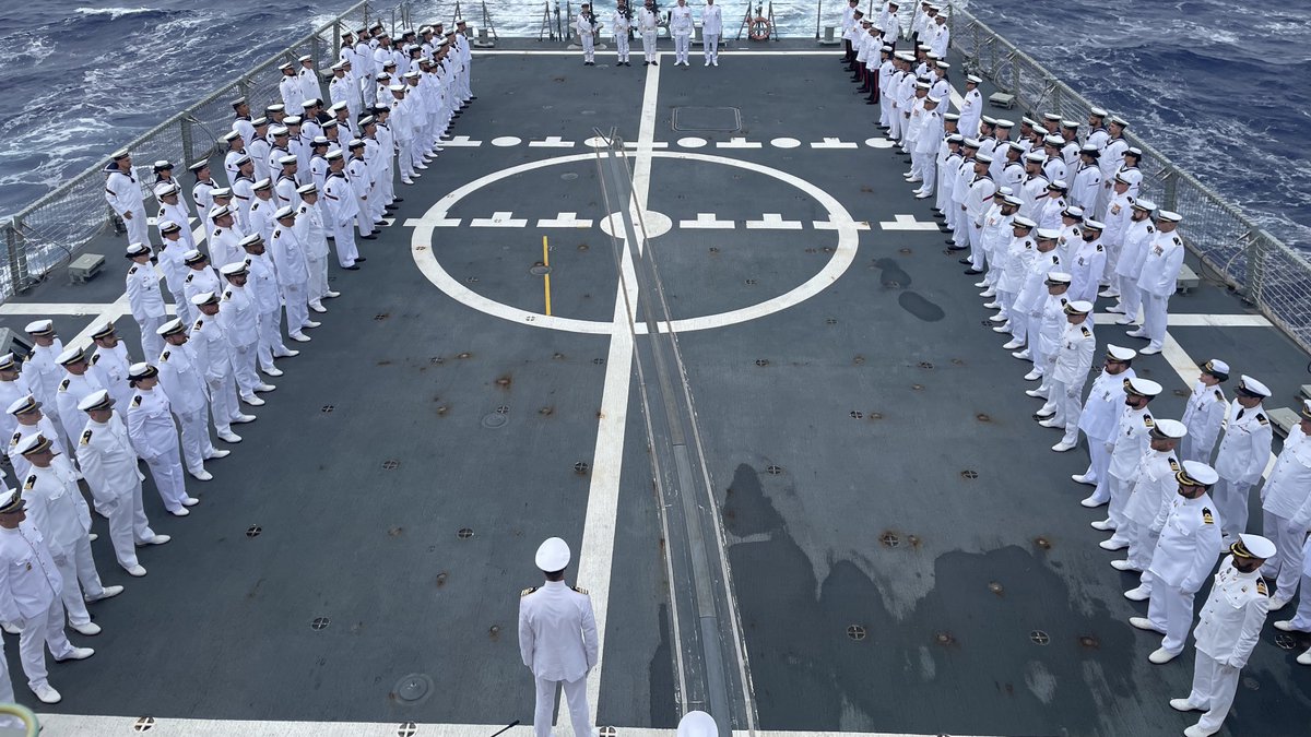 DefenceOps's tweet image. ๐ Celebrating with our ๐ช๐ธ CSG Partners!
Yesterday, a military ceremony was held on the Mรฉndez Nรบรฑez. ๐ณ๏ธ
๐๏ธThis was a special celebration for the @Armada_esp, honouring Our Lady of Mount Carmel, Stella Maris, patroness of the Spanish Navy & all seafarersโ๏ธ
@ukinspain @EMADmde