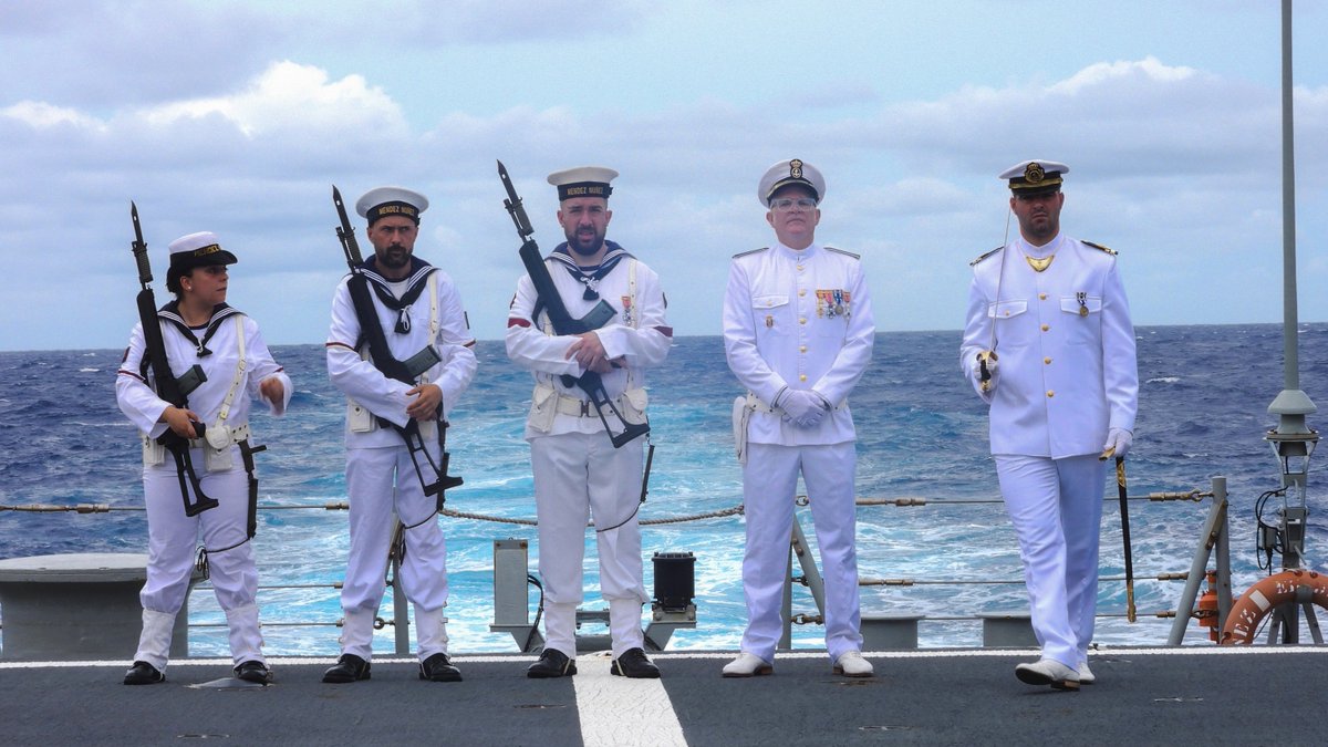 DefenceOps's tweet image. ๐ Celebrating with our ๐ช๐ธ CSG Partners!
Yesterday, a military ceremony was held on the Mรฉndez Nรบรฑez. ๐ณ๏ธ
๐๏ธThis was a special celebration for the @Armada_esp, honouring Our Lady of Mount Carmel, Stella Maris, patroness of the Spanish Navy & all seafarersโ๏ธ
@ukinspain @EMADmde