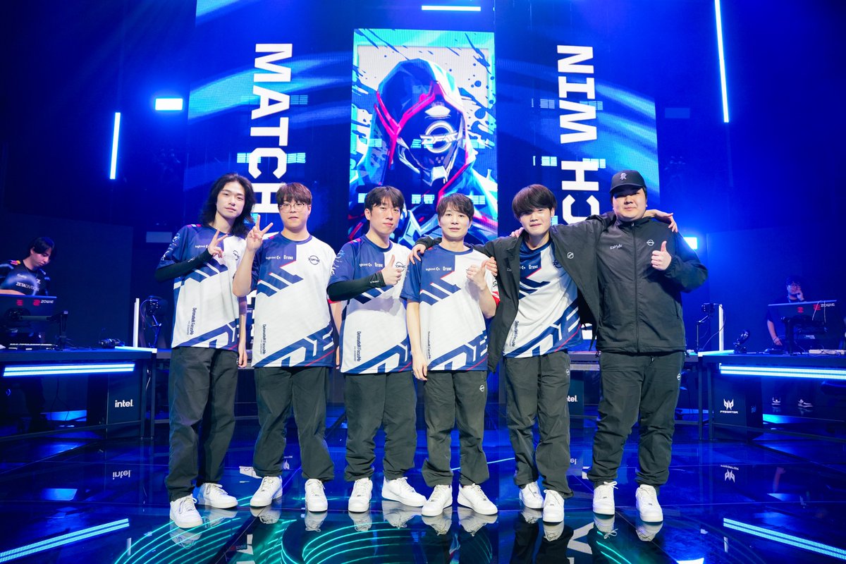 vctpacific's tweet photo. DFM played like a team to be feared in Stage 2 😤 https://t.co/a2YGNy84Ga