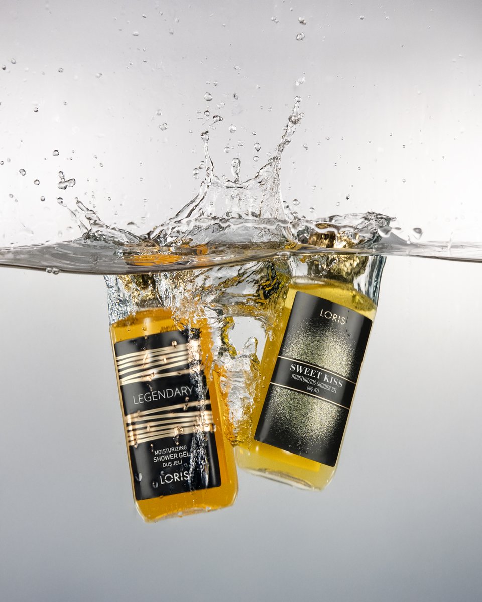 Kadınlar için çiçeksi ve tatlı notalarla yumuşak ve zarif bir dokunuş. Erkekler için odunsu, ferah ve enerjik notalarla güçlü ve taze bir etki.

Loris duş jelleri; her kullanımda cildini nazikçe arındırırken, etkileyici kokularıyla gün boyu teninde kalır.

#Loris #ParfumLoristir