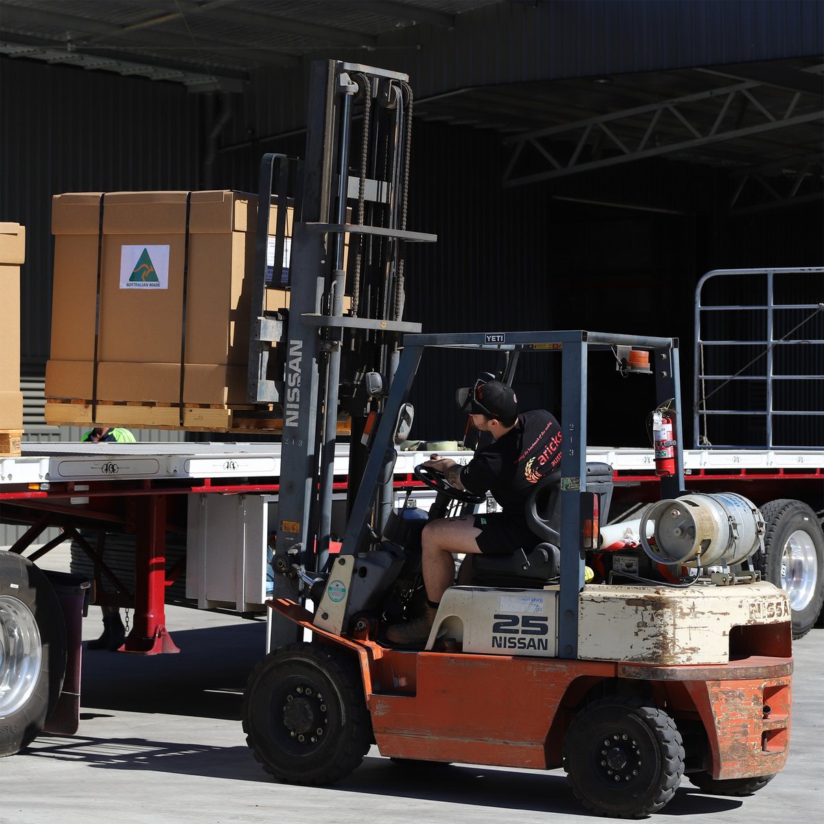 No shortcuts in the shop. No delays in the field.
Every part gets where it’s needed on time and ready to go.

👉 Stocked, packed, shipped, we’re moving with you.

#jd #JohnDeere #farm #AG #Agriculture