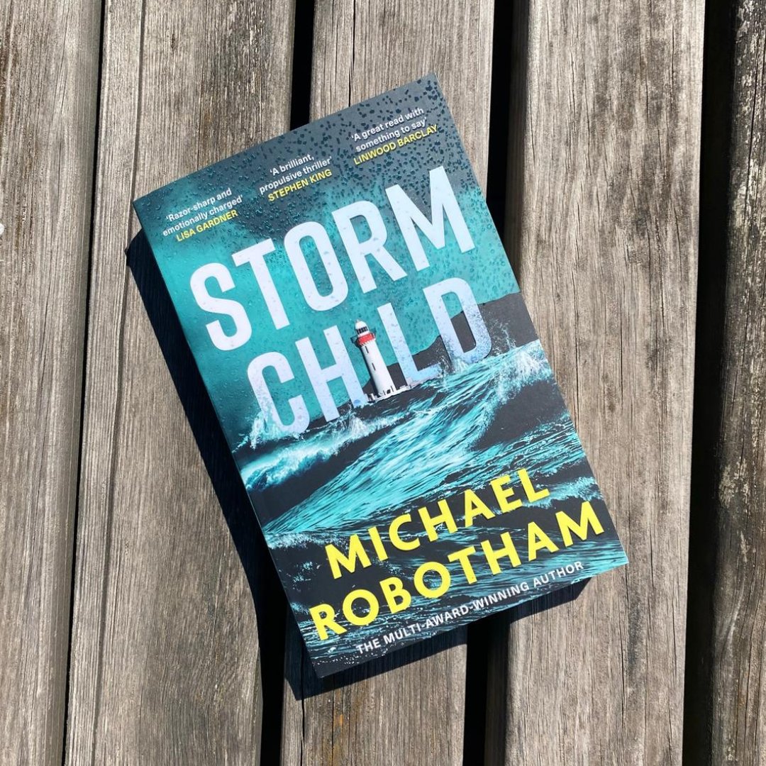 TheCrimeVault's tweet image. Storm Child, the next in bestseller Michael Robotham's gripping Cyrus and Evie series is out in paperback in 2 weeks!
Read an extract here: brnw.ch/21wUdwW
Pre-order your copy now: brnw.ch/21wUdwX
