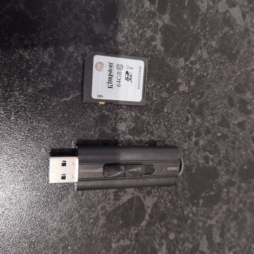 A faulty SD card fully recovered after not being detected.

citypcrepairs.com