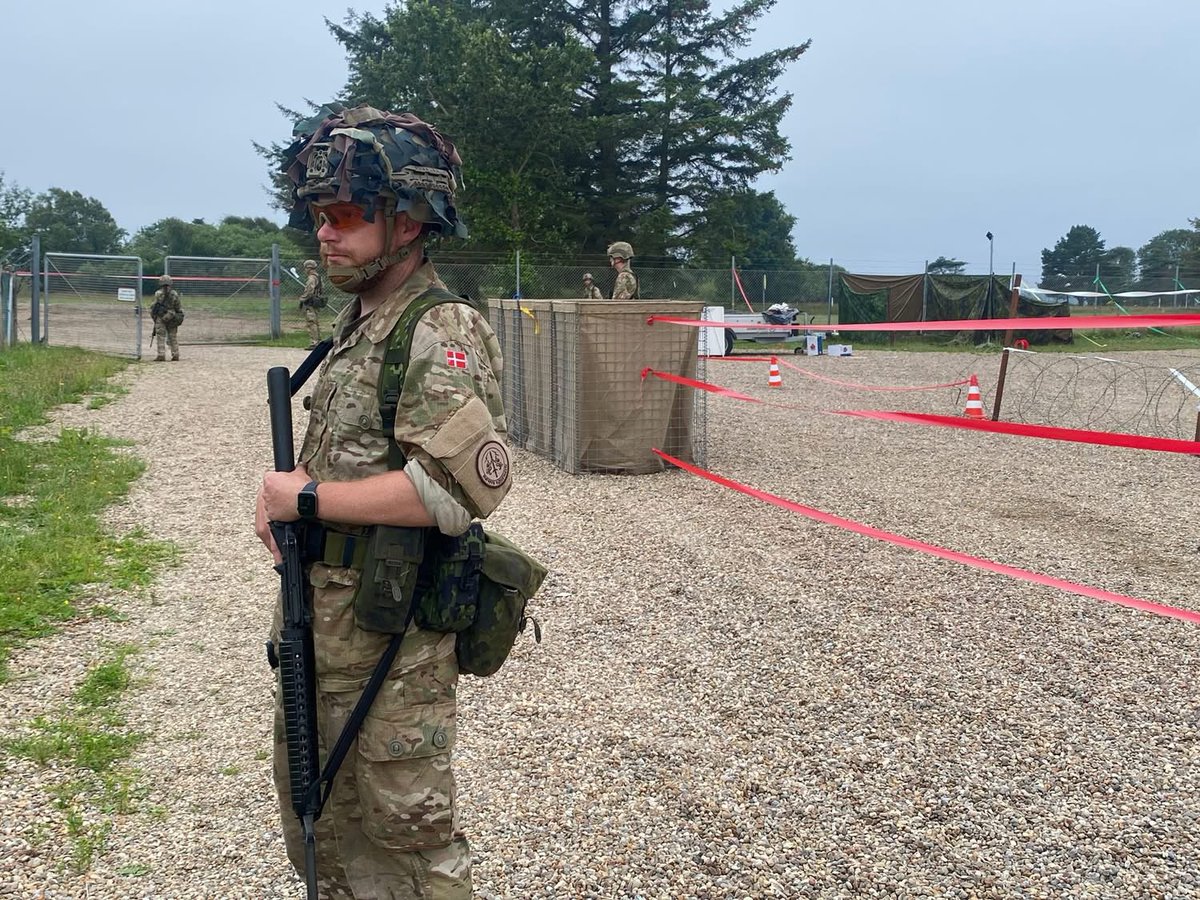 HthHans's tweet image. The 🇩🇰 Danish Home Guard (Hjemmevaernet) has seen a large increase in volunteers and this week 120 volunteers will finish their final training module with a protection exercise GUARDEX run by the Home Guard School in Western Jutland. (Photos: Home Guard School).