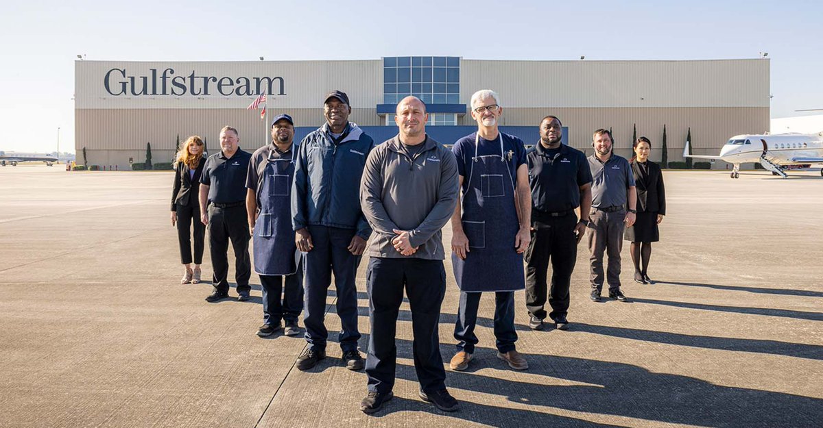 GulfstreamAero's tweet image. Headed to #Oshkosh? ✈️ Our aircraft are industry leaders and so are our people. Stop by our booth to discuss how to begin your career journey at one of Gulfstream's worldwide locations.
📍: Booth 85
📅: July 21-27
🔗: glf.aero/CAREERS