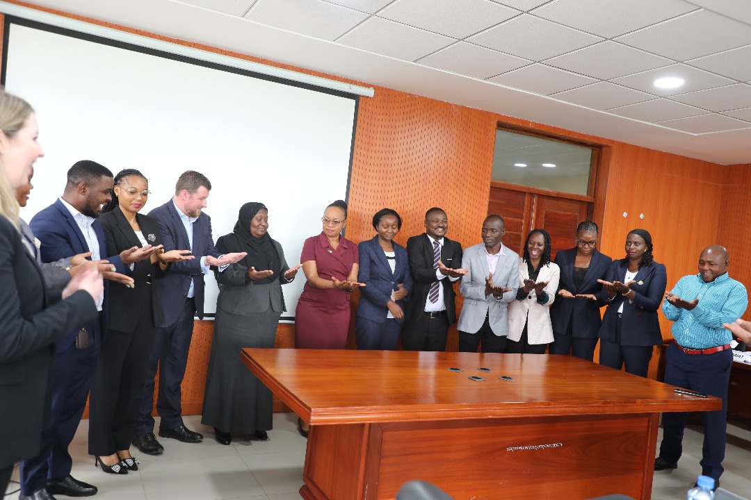 IrlEmbTanzania's tweet photo. Strengthening justice systems is vital in protecting rights, ensuring accountability &amp; key to lasting peace. 
Partnering with @RuleOfLawIRL, 🇮🇪supports capacity building for criminal justice actors to address GBV and advance access to justice in 🇹🇿. #SikuYaHaki #HakiKwaWote #IJD https://t.co/PQYa33kgbj