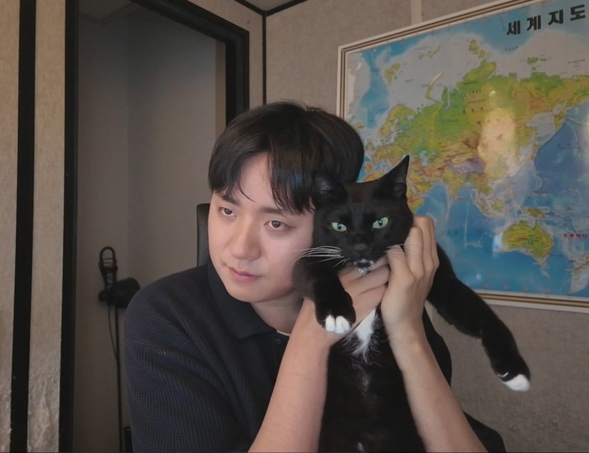 ㅠㅠ황두현이 투리를 너무 사랑함