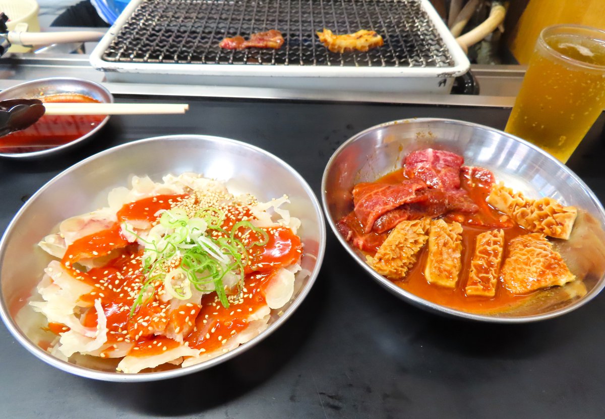 geo_perfectsky's tweet image. #大阪旅行
・アキレスフェ、ハチノス、ツラミ
・ハギシ、上ミノ、大盛りご飯
大阪へ行くと必ず寄るお店「焼肉ホルモン空」、今回は初めてアキレスフェをオーダー、牛のアキレス腱を煮込んで冷やし薄切りにして、刺身のように食べる、最後は大盛りご飯に上ミノとハギシ