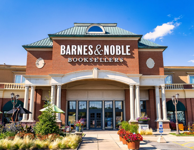 ManelEsteller's tweet image. Thrilled that Barnes & Noble @BNBuzz has selected three of my books "No soc el meu ADN", "Cartes a un jove investigador" and "Aposta per la salut!" for its collection of #scientific #writers in #Catalan
barnesandnoble.com/b/books/medici…
