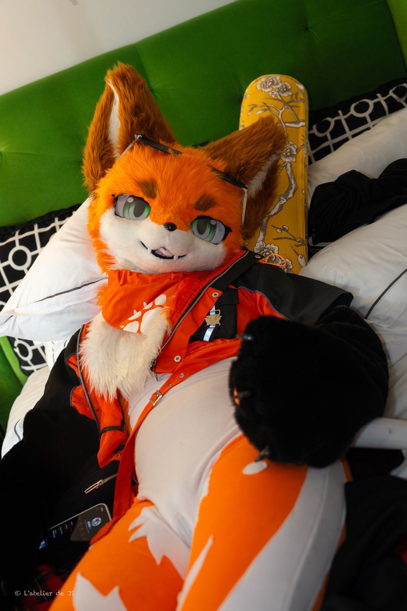 Qutie/Drany/Haru🔥 (@qutiefox) on Twitter photo I don’t know who else can fall asleep in a fursuit, but they must’ve had sweet dreams—sweaty ones, too. 🙂↕️
📸:<a href="/js_latelier/">Jarry, good boy ver. 📸</a> I don’t know who else can fall asleep in a fursuit, but they must’ve had sweet dreams—sweaty ones, too. 🙂↕️
📸:<a href="/js_latelier/">Jarry, good boy ver. 📸</a>