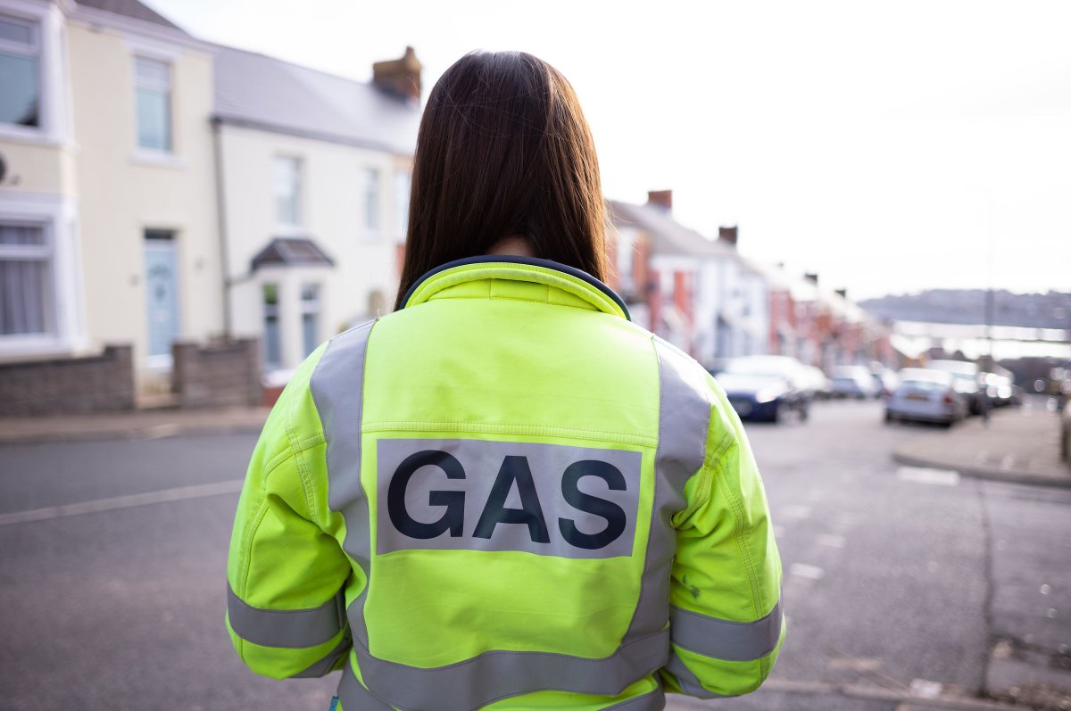 WWUtilities's tweet image. 📍Prestatyn @DenbighshireCC
👷We’ll soon start essential work to upgrade gas pipes in the Nant Hall Road area
📅21 July-17 August
🚦To keep everyone safe, 4-way temporary traffic lights will be in place on Nant Hall Road between the junctions of Queensway and Bodnant Avenue