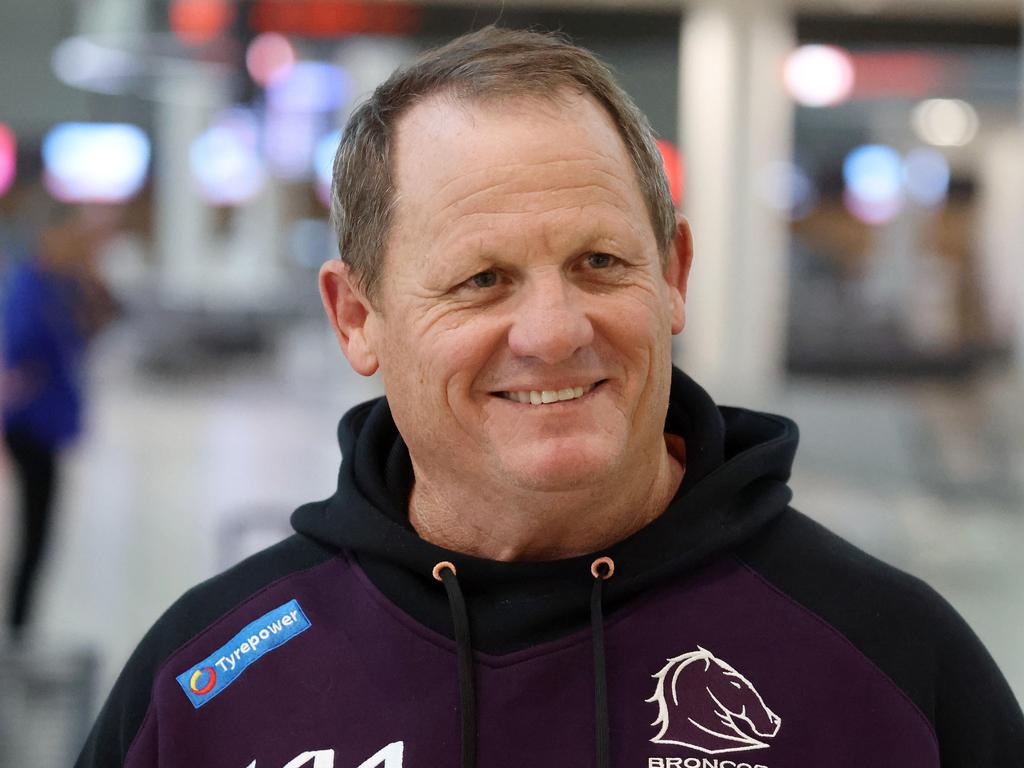 MCarayannis's tweet image. Sport Confidential:
- Door closed on Bennett as Kevin Walters firms for Australian job
- Bennett says he wasn't invited to Dragons 2010 reunion
- Dragons forward on rugby radar
- Young Raider could be squeezed out
dailytelegraph.com.au/sport/nrl/why-…