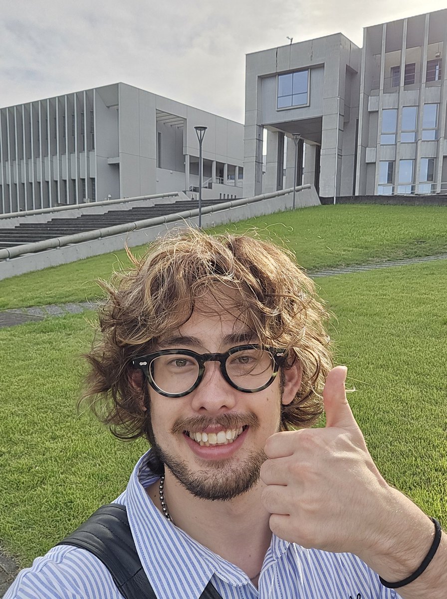 ⑲もっちー.。◦♡‬ TOD'S - トッズ パンチング ローカット スニーカー 靴 #39.5