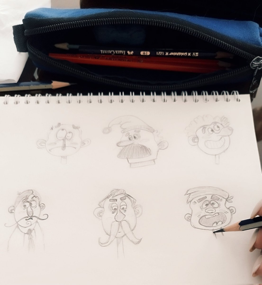 Hanisa12d's tweet image. I am not God.
But I can create millions of new characters every day, in the world of illustration 😍😍
