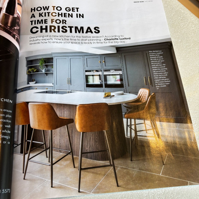 TheMyersTouch's tweet image. Your dream kitchen awaits!  The Myers Touch blends luxury and modern aesthetics, ensuring your kitchen isn’t just for Christmas but for life! 😍 

🌈 Let’s embark on this journey together! 

#LuxuryDesign #KitchenInspiration #KitchenLiving #Heartofthehome #TheMyersTouch #Kitchens