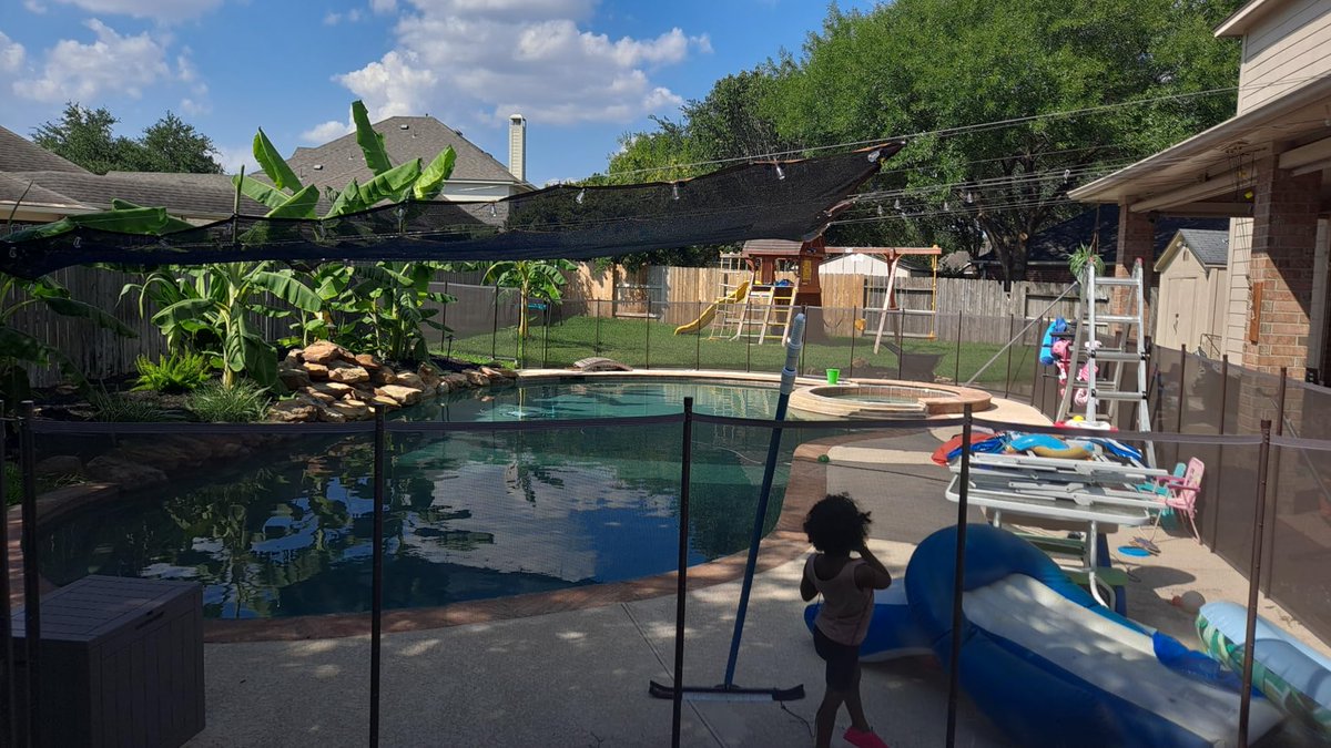 Yunchengfactory's tweet image. 🌐✨ Yuncheng String Lights: Lighting Up the International Market! ✨🌐Ready to brighten your market? Connect with us today!

🔗Learn More: ehelight.com/product/st38-c…

#YunchengLighting #InternationalLighting #LEDStringLights #GlobalMarket #OEM #QualityLighting #ExportReady