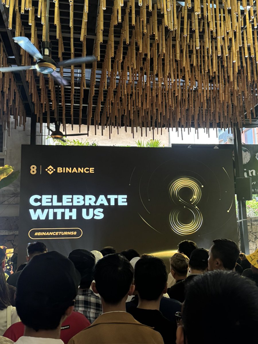 0xSofya's tweet photo. Thank you @binance for the invitation ! The milestones achieved in these past 8 years are beyond impressive, thanks for leading the future of finance 🙌 https://t.co/C0JH03Gmai