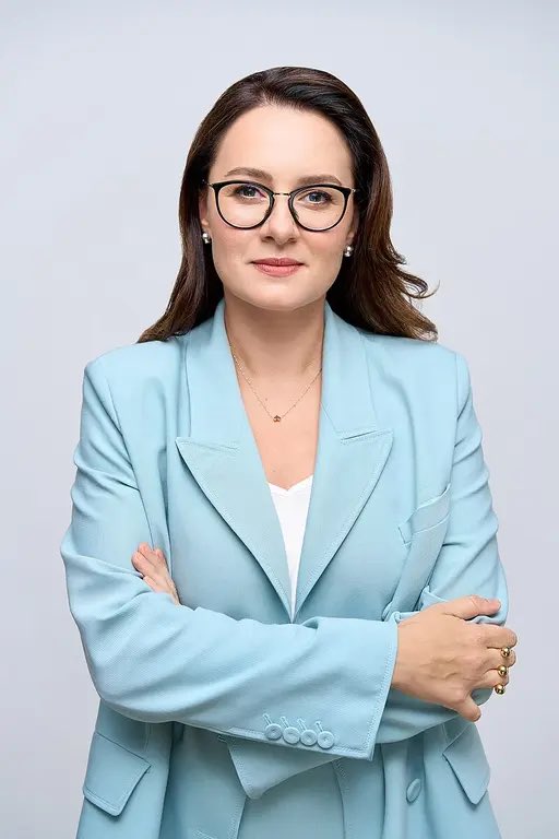 Désormais officiellement, la Première ministre de l’Ukraine <a href="/Svyrydenko_Y/">Yulia Svyrydenko</a> 💪🏽