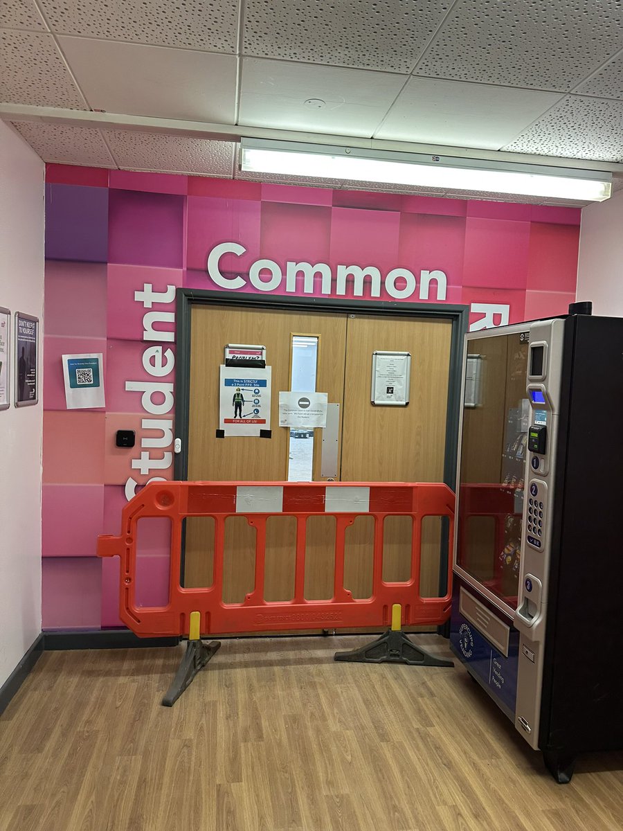 samparrett1's tweet image. So our  staff have moved out and the builders have moved in to @LSEColleges Bromley this week - excited to see what comes next in terms of student common room and summer refresh - and a big shout out to our unsung heroes - the college estates teams in our sector who work…