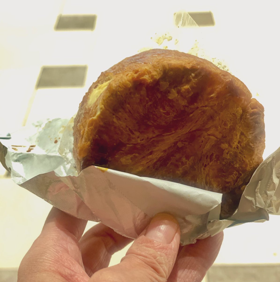 これはアイスが入ったクイニーアマン。
だんだん疲れてきたね、でも自分の機嫌は自分で取っていこう！

何度でも何度でも立ち上がって戦うんだ！🐬