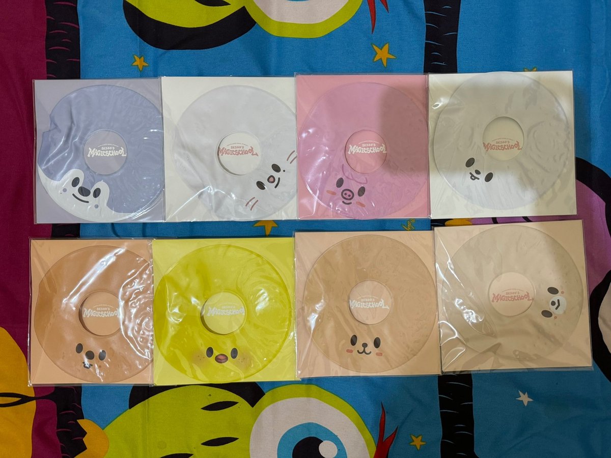 staysellings's tweet photo. /ss (titipan) wts mini tube only without pc, 30k incl adm oren yaa, dom jaksel, skrng avail 15-20 pcs tiap member, boleh dm @aicenaice makasii ^^ https://t.co/WswTyFFVwk