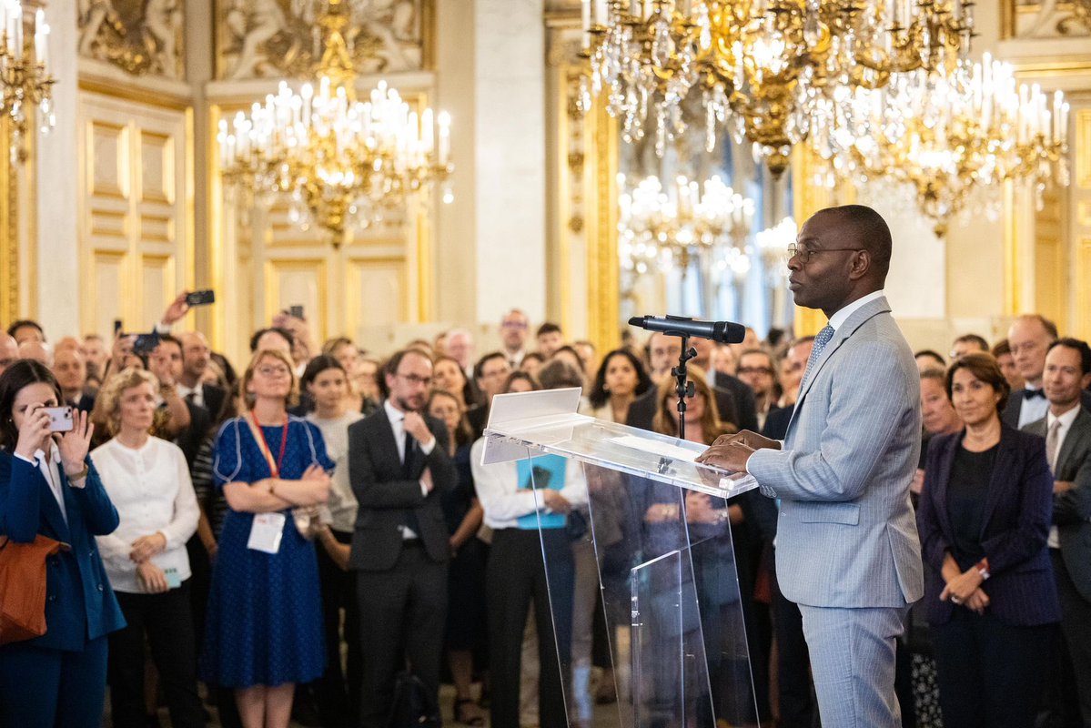 TMohamedSoilihi's tweet image. J’ai eu l’honneur d’intervenir auprès de nos collègues lors des Journées annuelles du réseau de coopération et d’action culturelle, les #JDR2025.
Occasion de saluer les missions essentielles de ces femmes et hommes de talent qui font le rayonnement de la France 🇫🇷⤵️
Du Caire à…