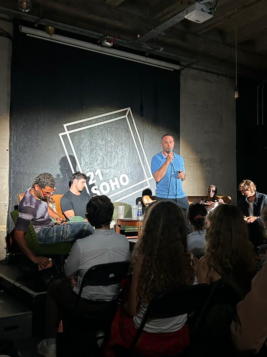 jackaldane's tweet image. 💫THANK YOU!
@bookingclubpod's inaugural FICTION FIRST event last night was a cover-to-cover hit! 📖
To all who bought tickets, a heartfelt high five. Thank you!
To the six debut novelists who graced the stage, take a bow, and congratulations again on your break into the…