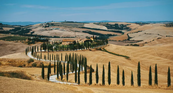 🔎 Sapevi che la #ViaFrancigena attraversa ben 32 siti UNESCO ❓ 😮 E che ben 12 di essi si trovano in Italia? 🇮🇹

Insieme a Italia.it ti raccontiamo 7 imperdibili siti #UNESCO situati lungo l'itinerario di Sigerico.

Leggi l'approfondimento!
italia.it/it/italia/cosa…