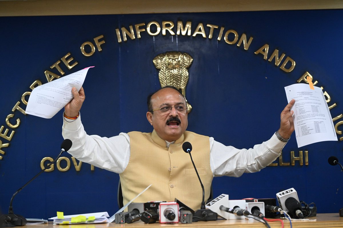 Sushil_Verma9's tweet image. Delhi Election Minister Ashish Sood addressing the media at Sachivalaya in New Delhi on Thursday @THNewDelhi