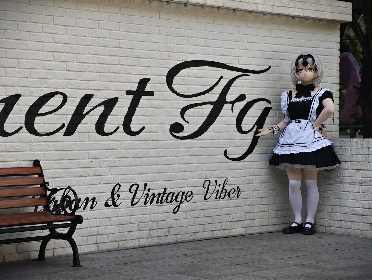 coserLZ's tweet image. 我来感受重庆的“热情”来啦

#kigurumi #FGO  #黑贞德  #女仆
