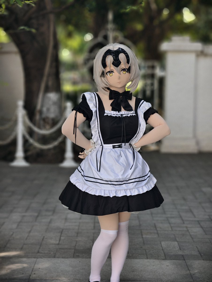 coserLZ's tweet image. 我来感受重庆的“热情”来啦

#kigurumi #FGO  #黑贞德  #女仆
