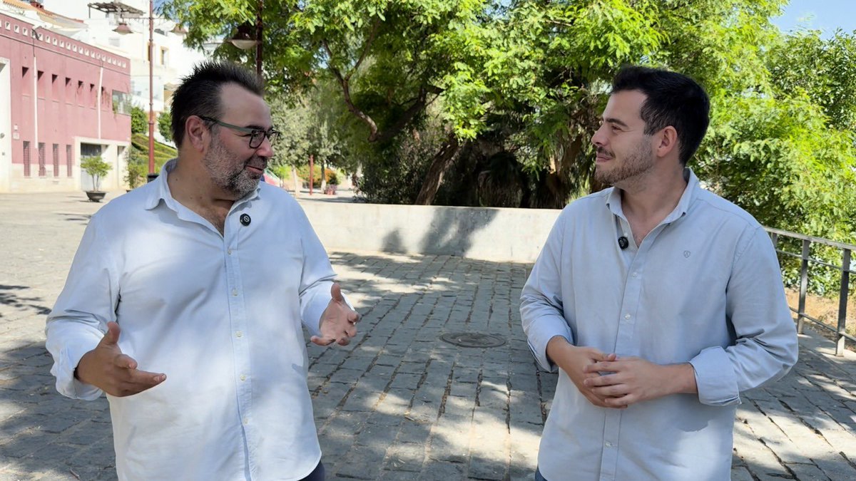 Alberto Romera (@alberto_romera) on Twitter photo Entrevistar a <a href="/rafalmarcha/">Rafa Almarcha</a> fue un auténtico placer.
Sin duda, el pregón de la Velá de Santa Ana 2025 será auténtico y muy trianero.
📺 <a href="/101TVSevilla/">101TV Sevilla</a>
101tv.es/rafael-almarch… Entrevistar a <a href="/rafalmarcha/">Rafa Almarcha</a> fue un auténtico placer.
Sin duda, el pregón de la Velá de Santa Ana 2025 será auténtico y muy trianero.
📺 <a href="/101TVSevilla/">101TV Sevilla</a>
101tv.es/rafael-almarch…