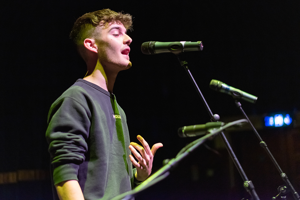 HaverhillArts's tweet image. π Do you dream of performing live in front of a crowd?
πΆ Want to sing using professional audio equipment?
π€ Fancy testing your comedy skills on a grand stage?
Experience all of this at tonight's Open Mic Night
π Thurs 17 July - 8:00pm
Find out more π loom.ly/U3j1NzI