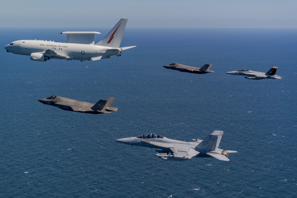 DefenceAust's tweet image. United in the Skies ✈️ Aircraft from the @AusAirForce, @RoyalAirForce, @USAirForce, and the @USMC shared the skies over the 📍 Northern Territory during Exercise @TalismanSabre 2025.
#YourADF #StrongerTogether #TS25 #TalismanSabre25