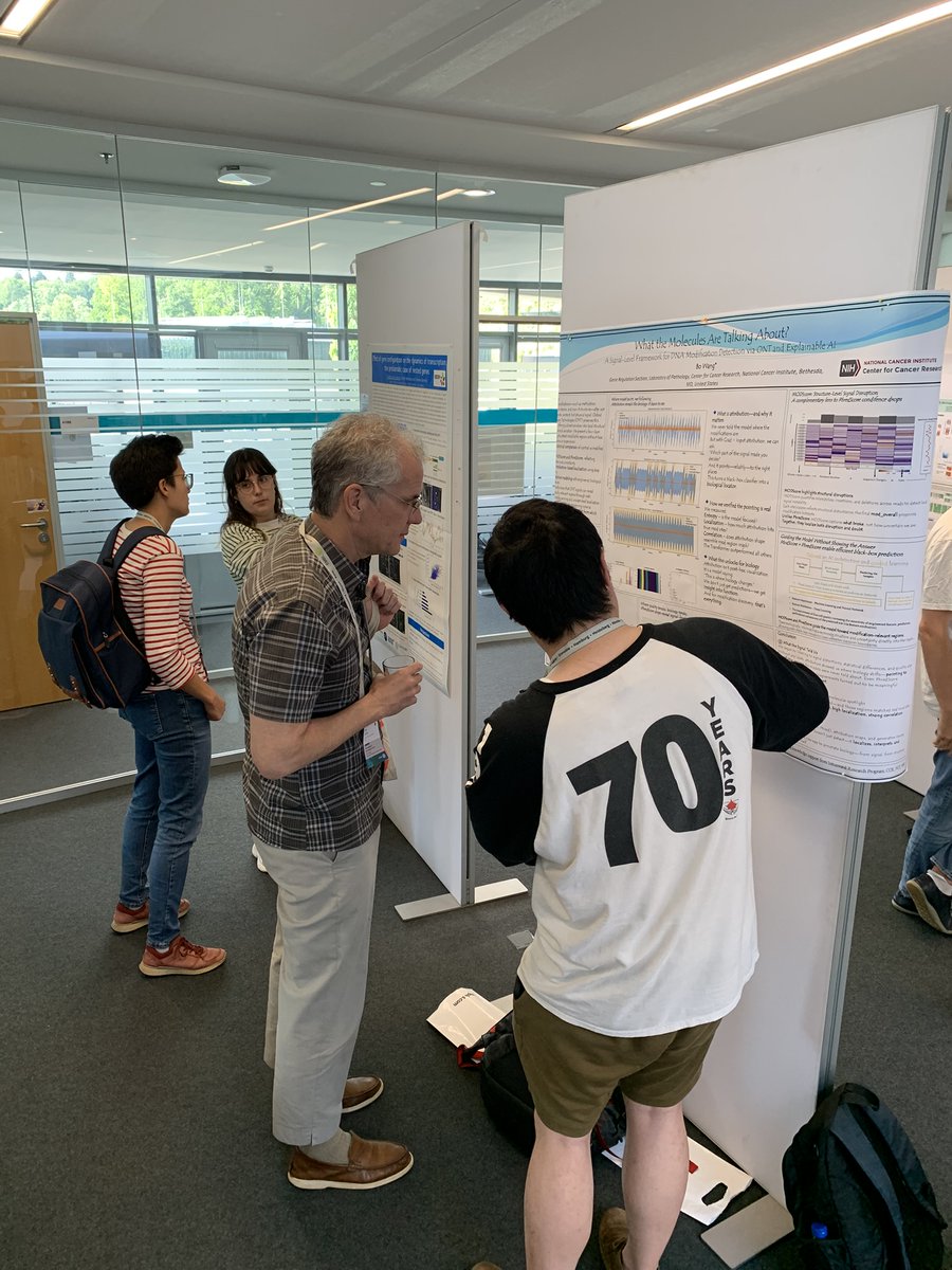 EMBLEvents's tweet image. 🔬 #EMBLSingleMolecule poster session highlights 📜
Big ideas, bold questions, and lots of sticky notes!
From molecular mechanics to late-breaking results — the poster session was buzzing with energy and conversation 💬 Loved seeing early-career researchers shine!