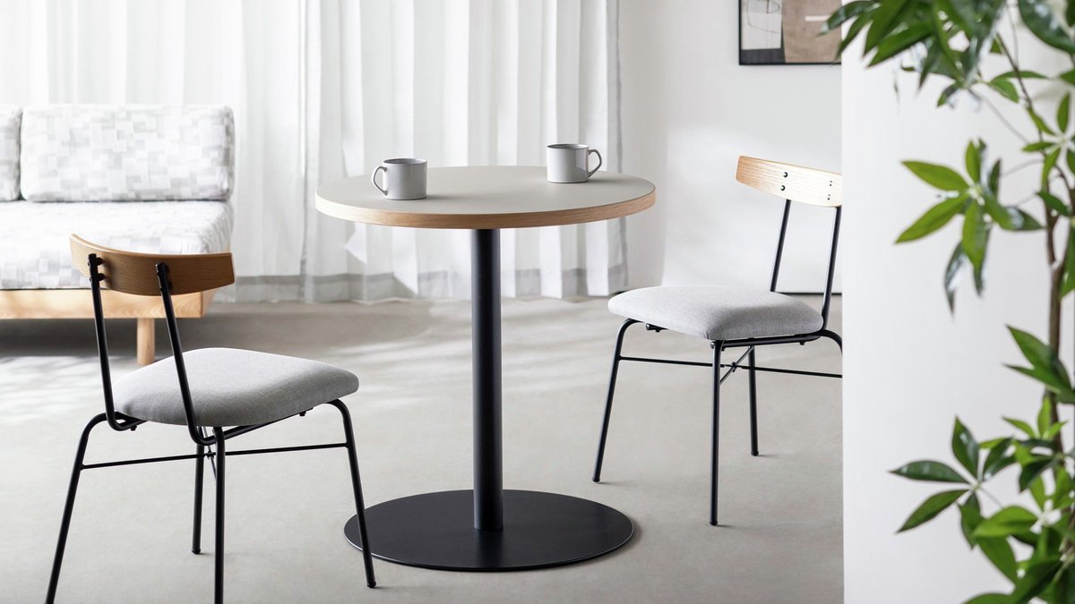 KANADEMONOのカフェテーブルに「一本脚」という新しい選択肢が増えまし