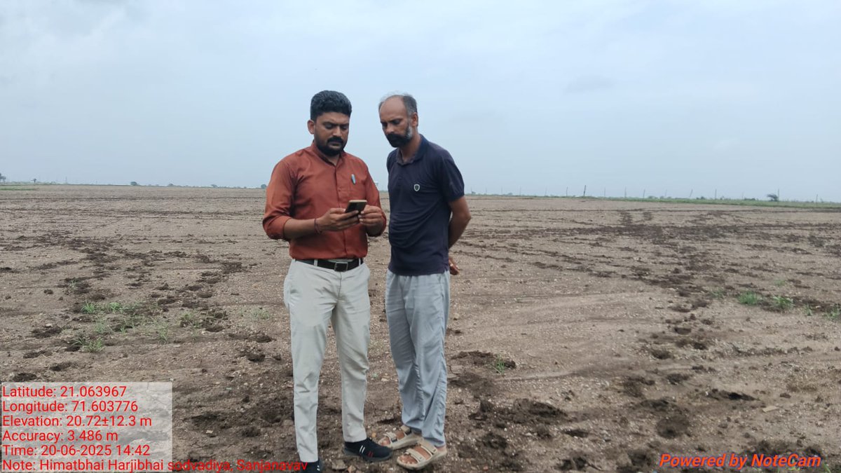 gsmandalamreli's tweet photo. સાંપ્રત સ્થિતિઍ વરસાદે વિરામ લેતા અમરેલી જિલ્લાના વિવિધ તાલુકાના ગ્રામસેવકો દ્વારા તાર ફેન્સિંગ યોજના અંતર્ગત પ્રથમ વિઝીટ કરી ખેડૂતોને સમયસર પાક સંરક્ષણ થઈ શકે તે માટેની કામગીરીની એક ઝલક.
@agriamreli01 @ddoamreli @Guj_Gramsevak @CollectorAmr 
@RaghavjiPatel @CMOGuj @GujAgriDept https://t.co/kvlQ4DfKuG