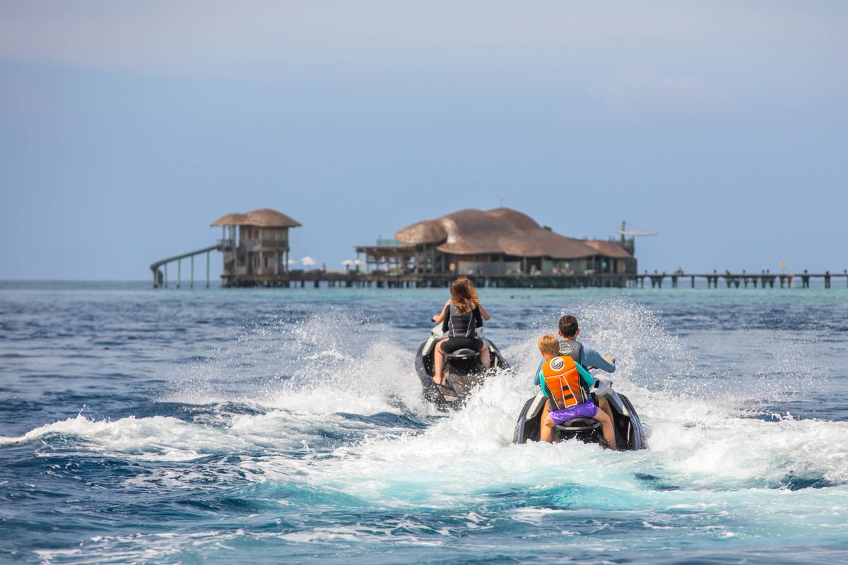 Days shaped by nature, nights softened by stars, enjoy island living at its most instinctive.

soneva.com/resorts/soneva…

#DiscoverSoneva #ExperienceSoneva