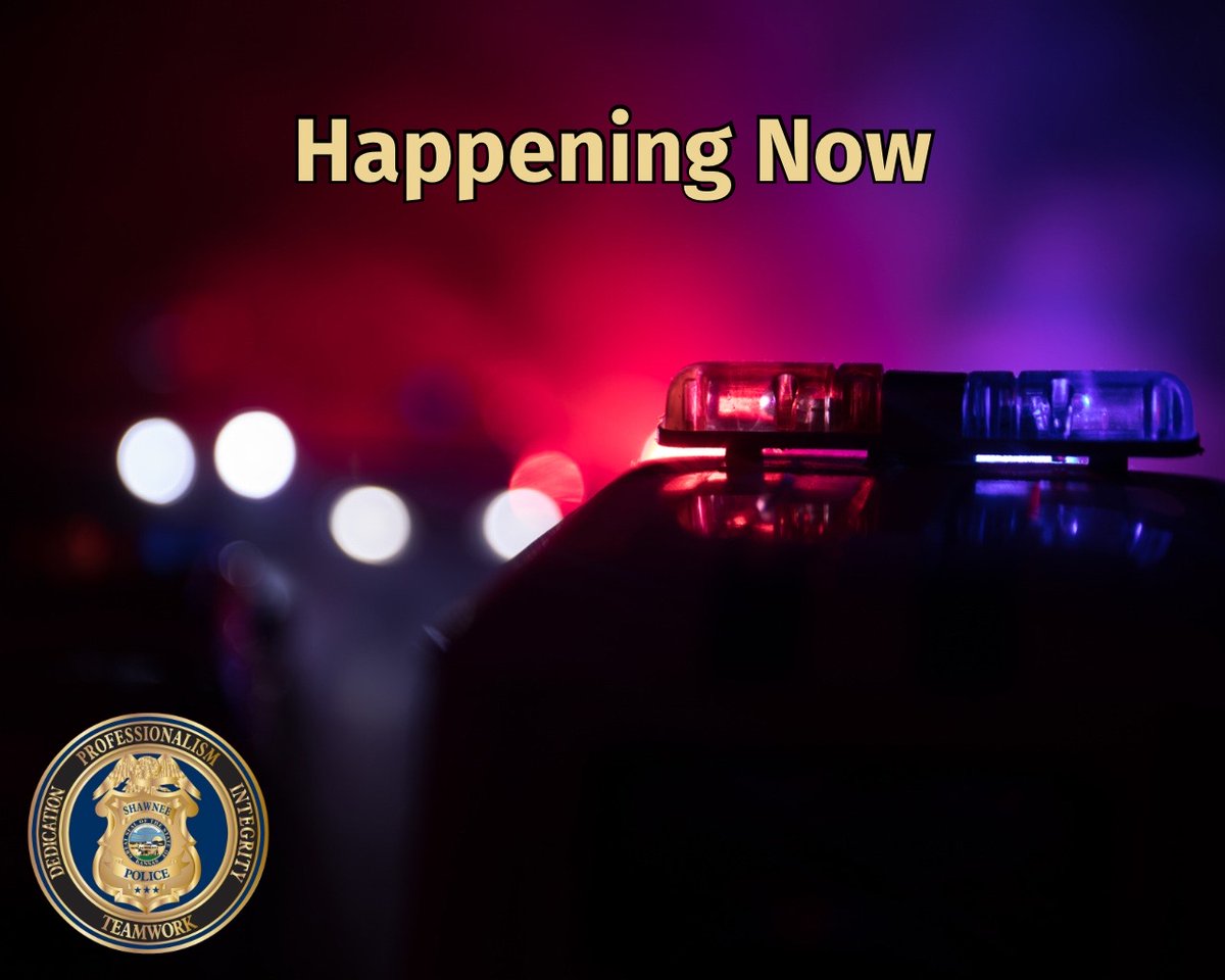 shawneeKSpolice's tweet image. Flash Flood Warning until 6:45 a.m.:
Please stay weather-aware and avoid travel if possible. Flash flooding has caused road closures in numerous locations in Johnson County, including Shawnee. Please use caution and do not drive through water on the roadway. Debris from…